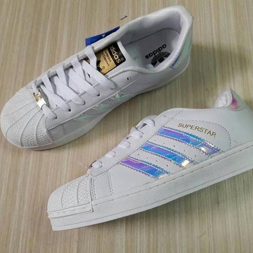 Jual adidas superstar hologram biru Kota Bekasi Armic Shop's