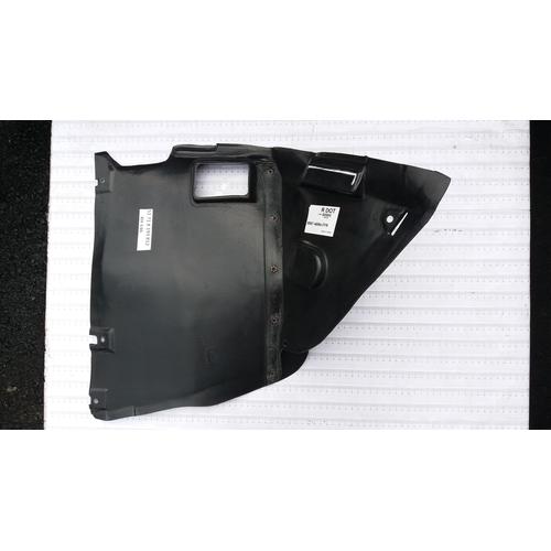Foto Produk cover spakboard bmw e46 rh taiwan ( sirip hiu) dari BERDIKARI MOTORS