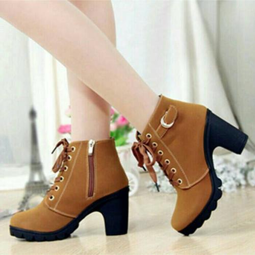 Boots high heel warna Tan bahan Suede 