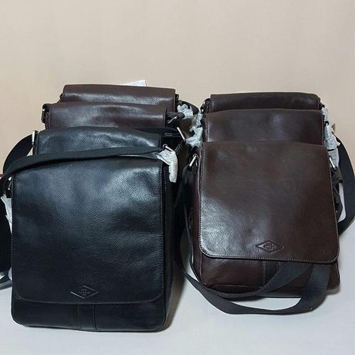 fossil sling bag man