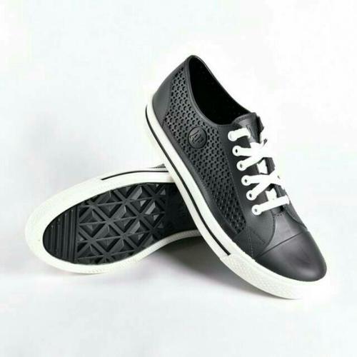 Foto Produk Ap Star Sepatu Karet Murah Converse Pria dari SlingBag Cantik
