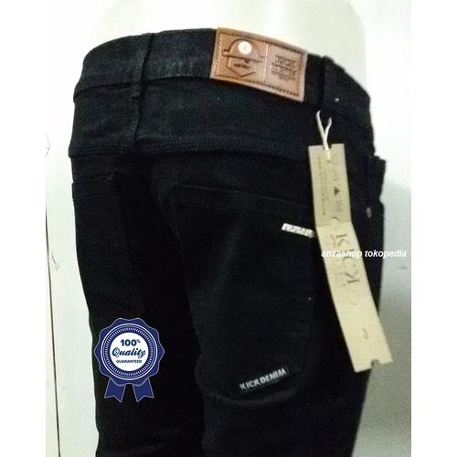 Foto Produk Celana Jeans Branded Kick Bandung Pensil/Skinny/Streach Hitam CO dari Anza Shop