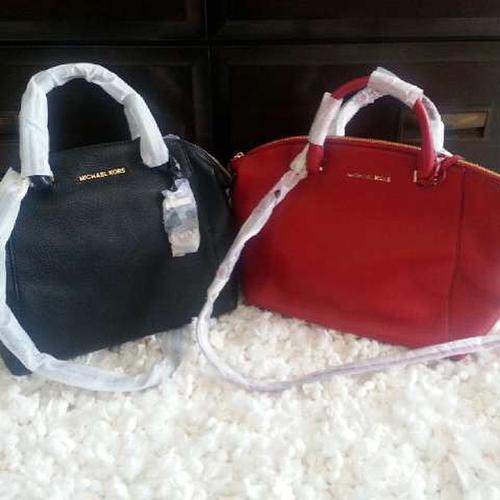 michael kors riley medium