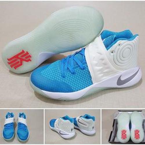 sepatu kyrie irving