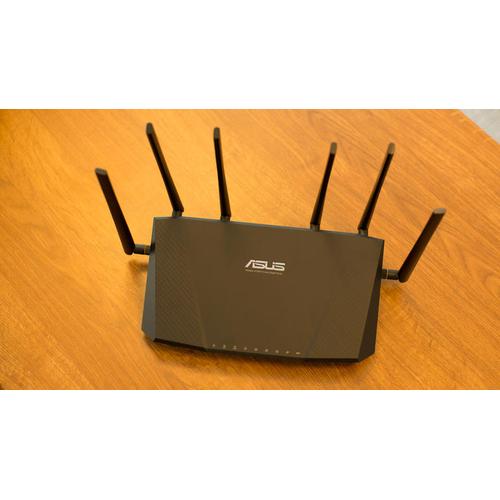 Foto Produk ASUS RT-AC3200 Tri-Band AC3200 Wireless Gigabit Router dari Elia Computer Store