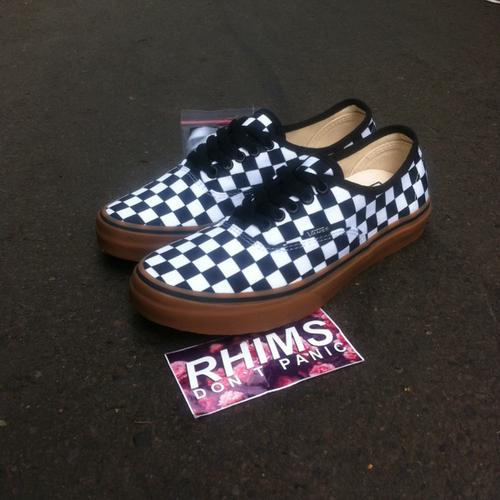 vans checkerboard gumsole