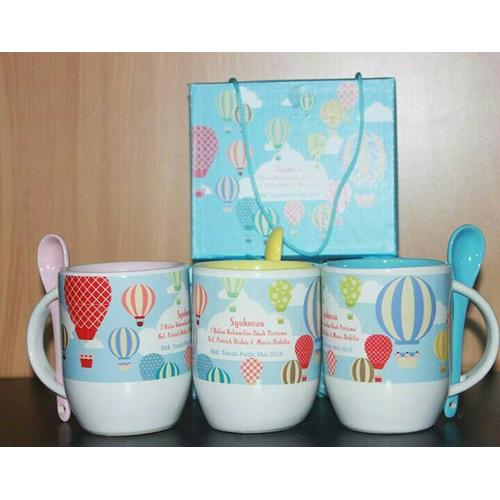 Foto Produk souvenir mug#mug custom#mug sendok#souvenir ultah#hampers dari Chloe boetik