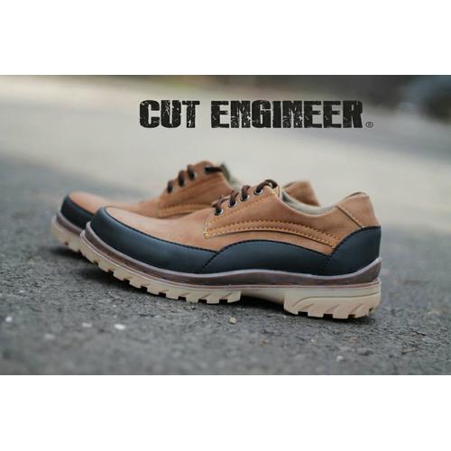 Foto Produk Hikers Shoes Safety Comfort Low Boots Leather Brown dari Cut Engineer