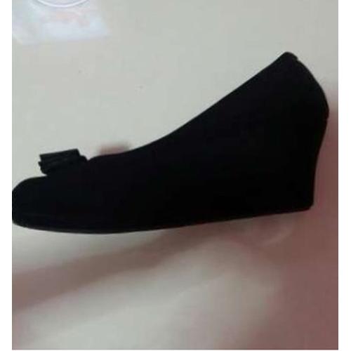 Heels Black / Wedges Black / El Verne 