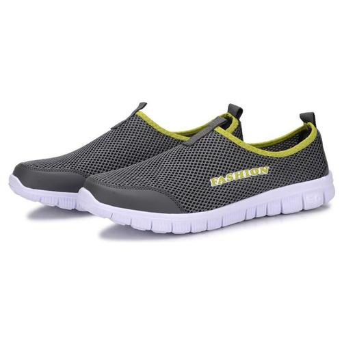 sporty mens shoes