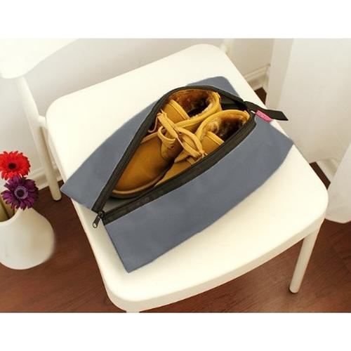 Foto Produk tas sepatu cover sarung sepatu traveling shoe bag polos waterproof dari lbagstore