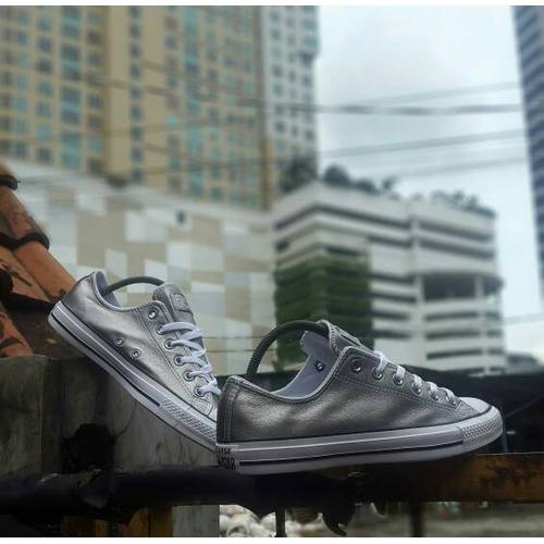 leather silver converse