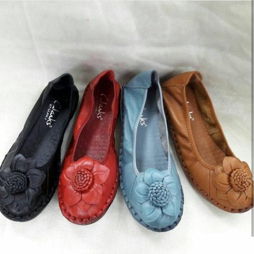 Foto Produk Sepatu Kerja Wanita Clarks Sun Flower Flat Terlaris - Hitam, 36 dari VnS Shop