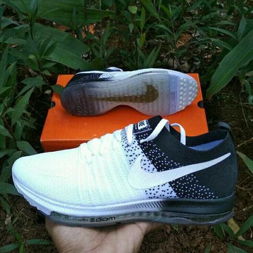 zoom flyknit nike