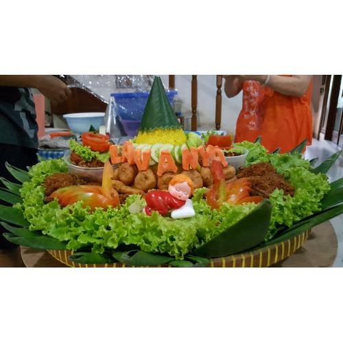 Foto Produk Nasi Tumpeng Deluxe - KUNING dari NJTMM Shop