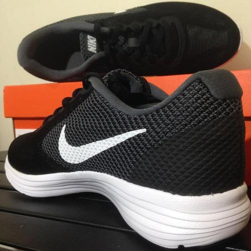 nike revolution 3 original