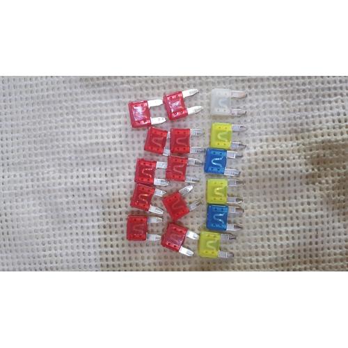Foto Produk sekring kecil original mobil . dari serba murah7