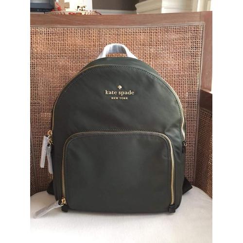 marc jacobs backpack packshot
