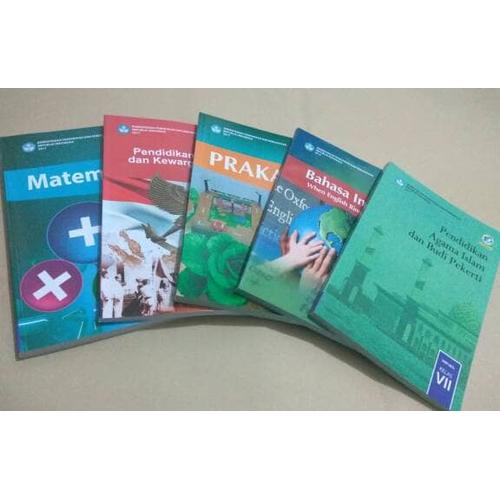 Foto Produk Paket 5 Buku Kelas 7 SMP Revisi 2017 dari Gerai Buku Sekolah