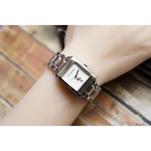 Foto Produk JAM TANGAN WANITA JAM TANGAN BURBERRY CASE SILVER MURAH TERMURAH dari waw03