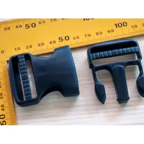 Foto Produk Plastik klip tali tas / Buckles Plastik / Kunci sodok Hitam 38 mm dari BR2 Locker