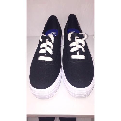 keds triple black