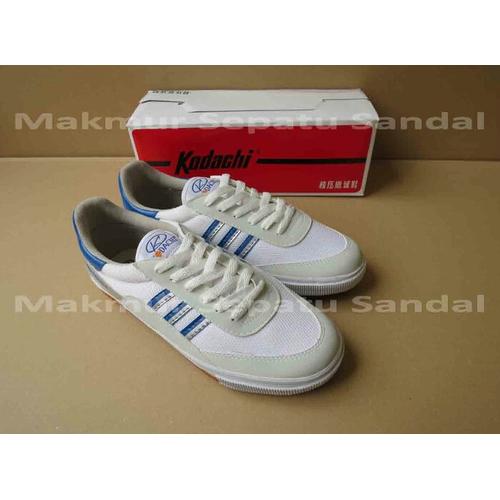 Foto Produk BIG SIZE Sepatu Capung - Kodachi 8116 - Biru/Silver KHUSUS NO 44 & 45 - 45 dari Makmur Sepatu Sandal