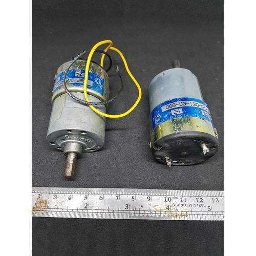 Gambar 1 pasang motor DC plus gearbox, 24VDC, merk Tsukasa Japan, 2 unit. dari UAV Jakarta Selatan Tokopedia