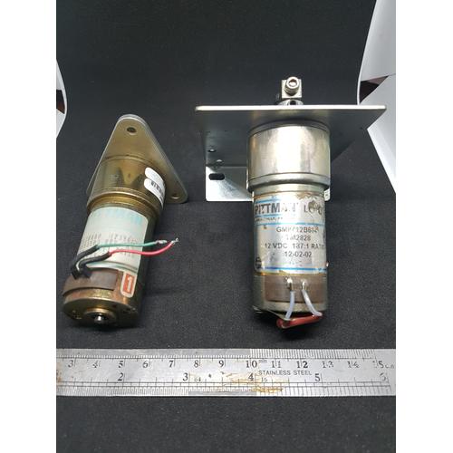 Gambar 1 pasang motor DC plus gearbox, 12VDC, merk Pittman USA, 2 unit. dari UAV Jakarta Selatan Tokopedia