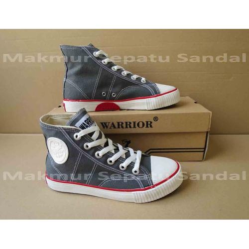 Foto Produk Sepatu Sekolah - Warrior Classic HC - Grey / Abu - 37 dari Makmur Sepatu Sandal