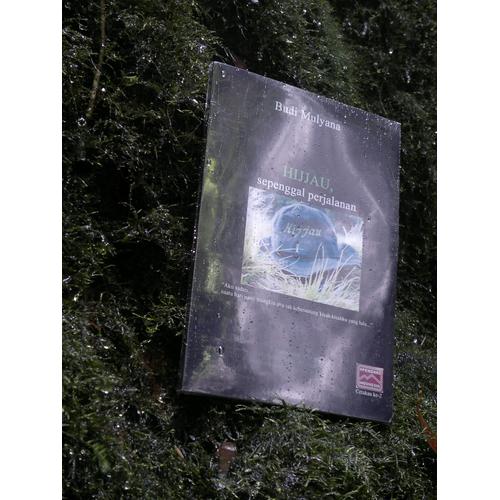 Gambar Buku Petualngan Alam Bebas dari Merchandise #pendaki Kota Bogor Tokopedia