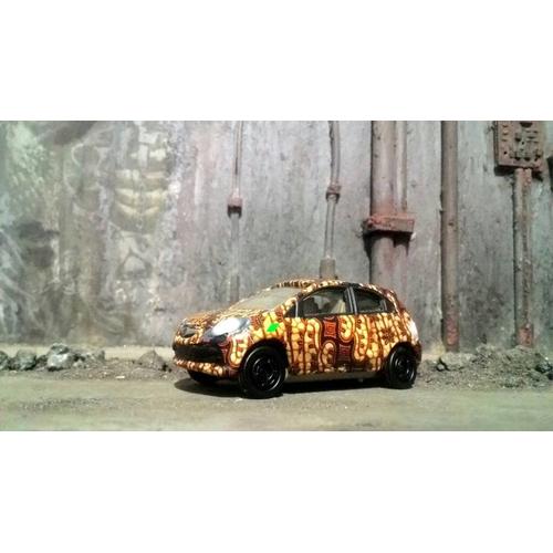 Jual Diecast custom Honda Brio Batik Indonesia Culture Tomica skala 64