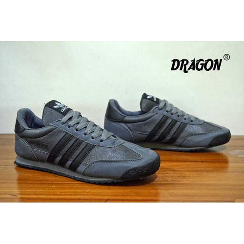 Foto Produk sepatu pria adidas dragon made in vietnam greey black made in vietnam dari GRAHA FOOTWEAR