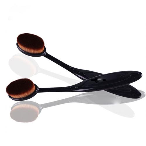 Foto Produk Oval Foundation Brush dari supplier beauty