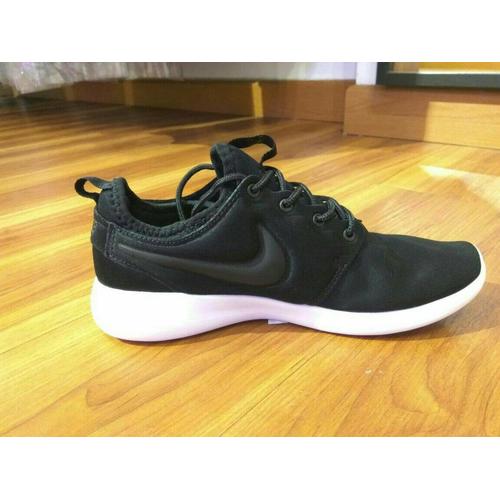 nike roshe in store