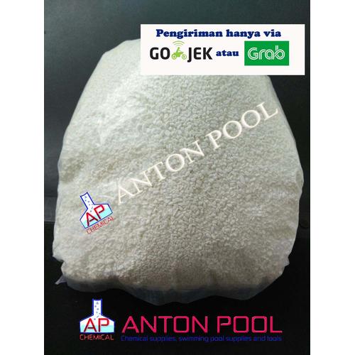 Foto Produk Kaporit / Chlorine Granular Jepang Niclon 70% (1kg) Gojek / Grab only dari Anton Pool