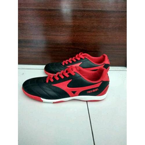 Foto Produk sepatu futsal mizuno neo shin olahraga sport pria Hitam list merah dari lapak memet