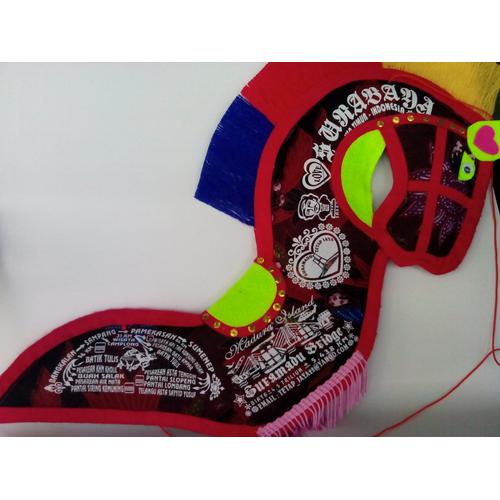 Gambar Kuda Lumping dari Souvenir khas Madura Kab. Bangkalan Tokopedia