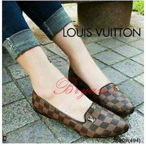 Foto Produk FLAT SHOES LV CASUAL COKLAT KOTAK dari Bryans Shoes 1