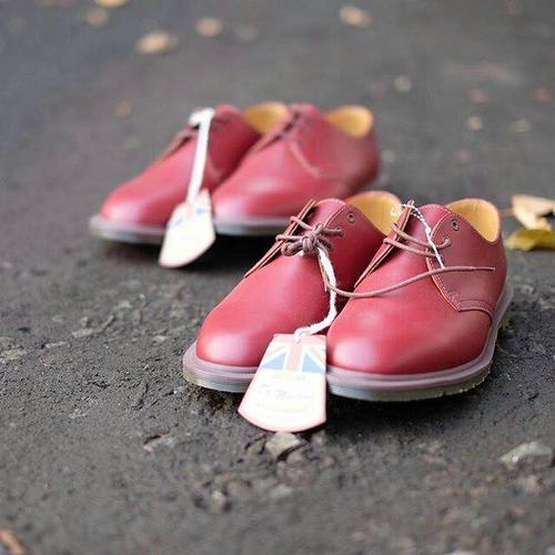 dr martens steed
