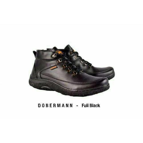 black casual boots