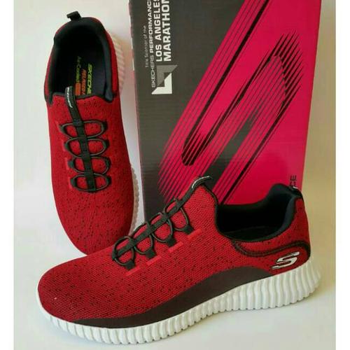 red skecher