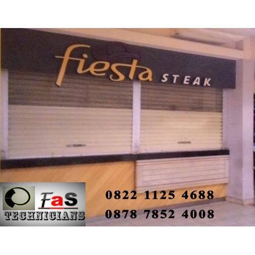 Gambar Jual Rolling Door One Sheet Semi Perforated dari Fas Technicians undefined Tokopedia