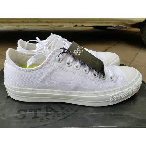 converse chuck low white