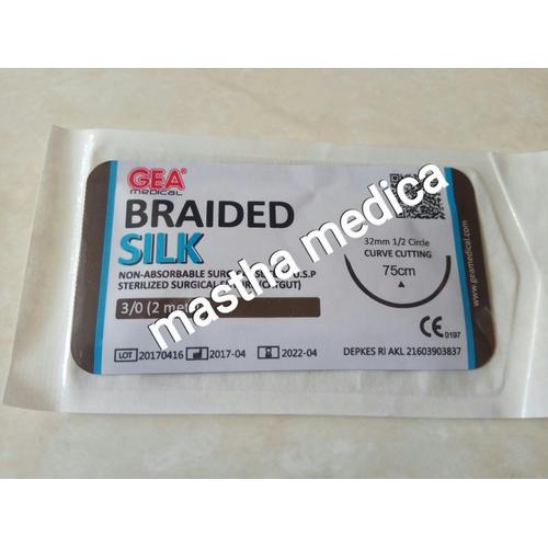 Foto Produk Braided Silk Benang Sutera + Needle Jarum Jahit Operasi Bedah Gea 3/0 dari Mastha Medica Jakarta