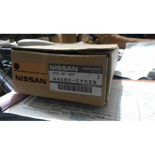 Foto Produk Brake Shoe XTRAIL T31 SERENA C26 C25 Kampas rem belakang 44060-CY025 dari Sparepart Nissan Genuine