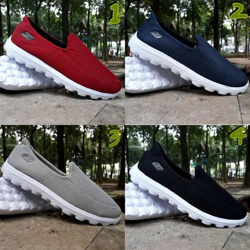 Foto Produk Sepatu Skechers For Man Size 39-44 pria terbaru Slip On casual dari Side Sport