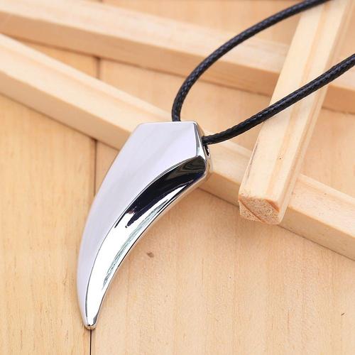 Foto Produk Kalung dengan Liontin Serigala untuk Pria dari Dewok helm