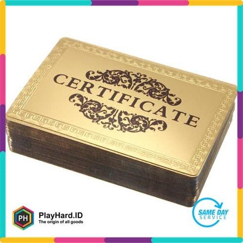 Foto Produk Kartu Remi Poker Gold Foil dari PlayHardID
