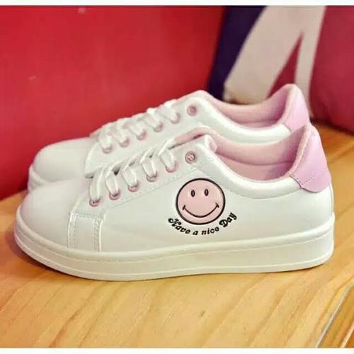 Foto Produk Sepatu cewek smile have a nice day dari puspa_AW collection
